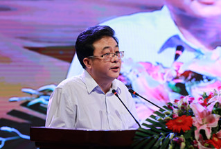 國務(wù)院推進(jìn)&ldquo;一帶一路&rdquo;工作領(lǐng)導(dǎo)小組辦公室負(fù)責(zé)人歐曉理致辭