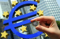 歐債危機(jī)推動油價(jià)繼續(xù)下跌