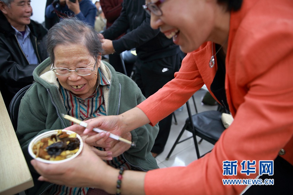 一碗長壽面，一片感恩情