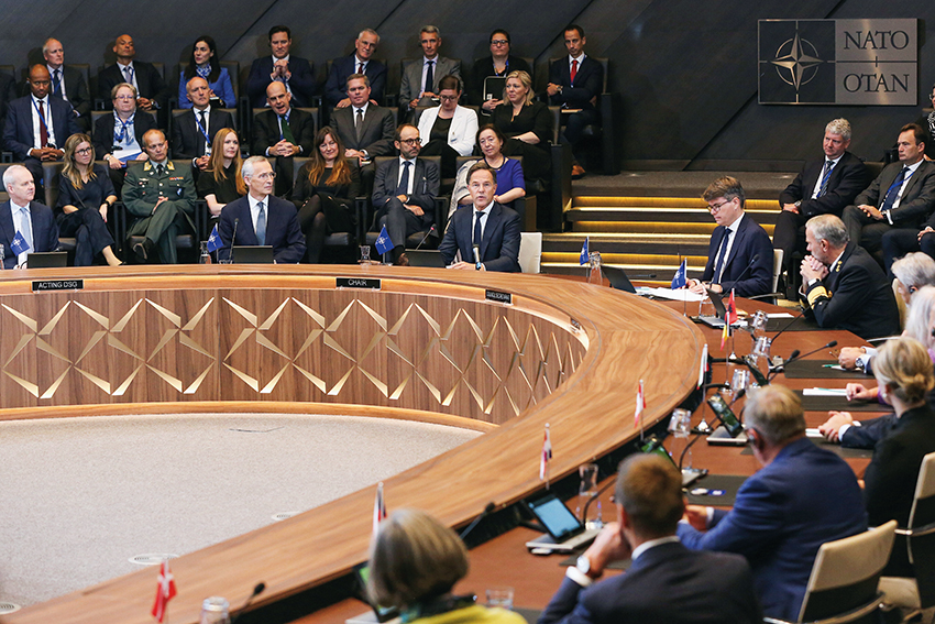 聯(lián)合調(diào)查揭開(kāi)北約軍購(gòu)黑幕