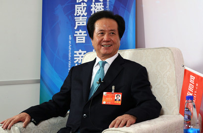 全國政協(xié)委員陳經(jīng)緯做客新華網(wǎng)、中國政府網(wǎng)兩會(huì)訪談