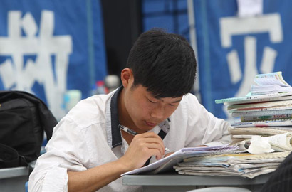 災(zāi)區(qū)學生備高考