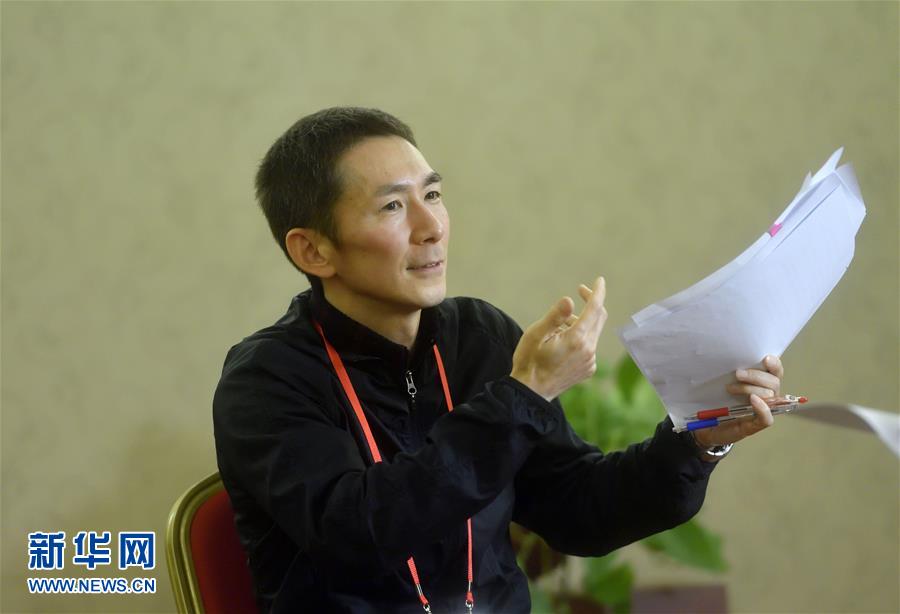 （圖文互動）（8）中國發(fā)展進入新時代&mdash;&mdash;9名外籍語言專家眼中的十九大報告