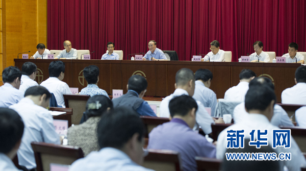 7月16日，中共中央政治局常委、中央紀(jì)委書(shū)記、中央巡視工作領(lǐng)導(dǎo)小組組長(zhǎng)王岐山在北京出席2014年中央第二輪巡視工作動(dòng)員部署會(huì)并講話。新華社記者黃敬文 攝 