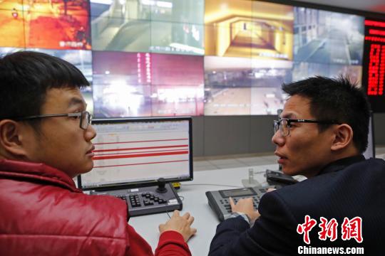 寒潮來襲上海加大對流浪、乞討等人員救助力度