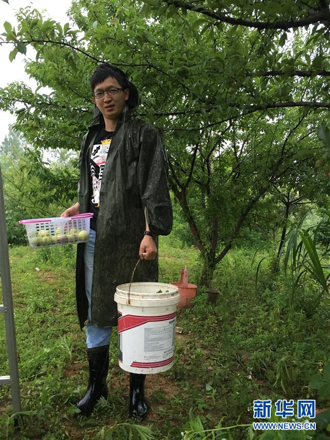 （新時代奮斗者&middot;圖文互動）（3）創(chuàng)業(yè)青年鄭紹方：為山鄉(xiāng)振興添上互聯網&ldquo;翅膀&rdquo;