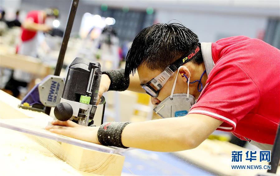 （新華全媒頭條&middot;圖文互動）（5）上下合力，聚力破障，開辟&ldquo;大國工匠&rdquo;建設(shè)新格局