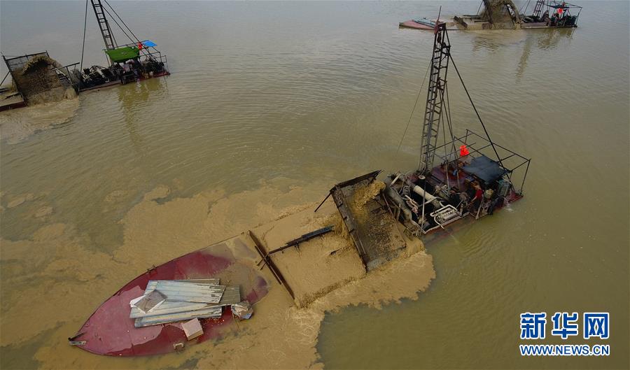 （新華視點&middot;圖文互動）（2）小作坊&ldquo;游擊&rdquo;盜采、查處窩點&ldquo;死灰復(fù)燃&rdquo;，海南非法采砂緣何難止？