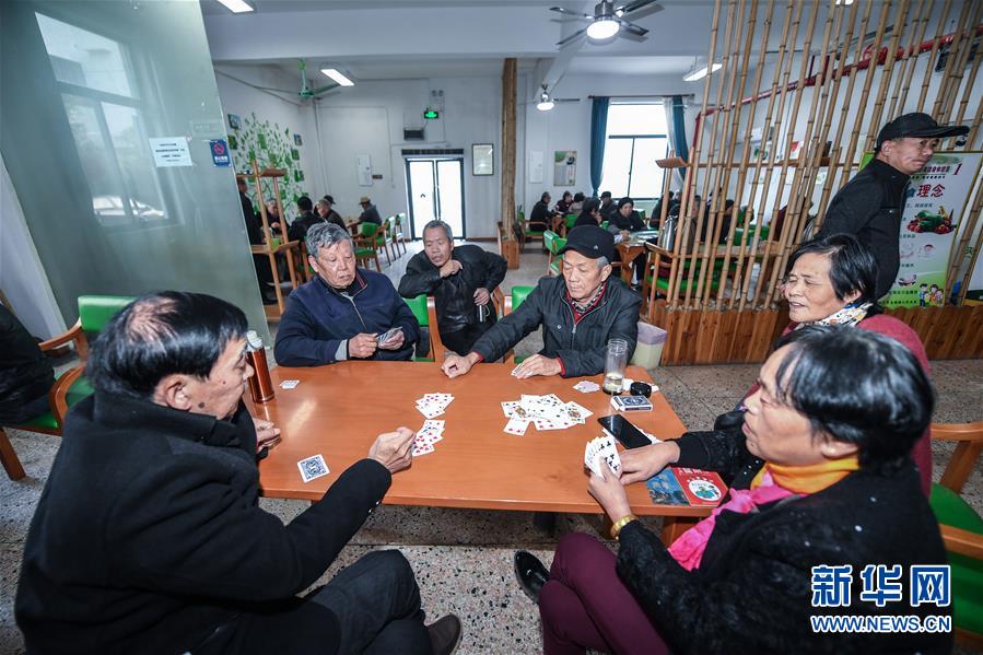 （慶祝改革開放40周年基層行&middot;鄉(xiāng)鎮(zhèn)篇&middot;圖文互動）（9）烏鎮(zhèn)40年：根里的靜與脈中的動