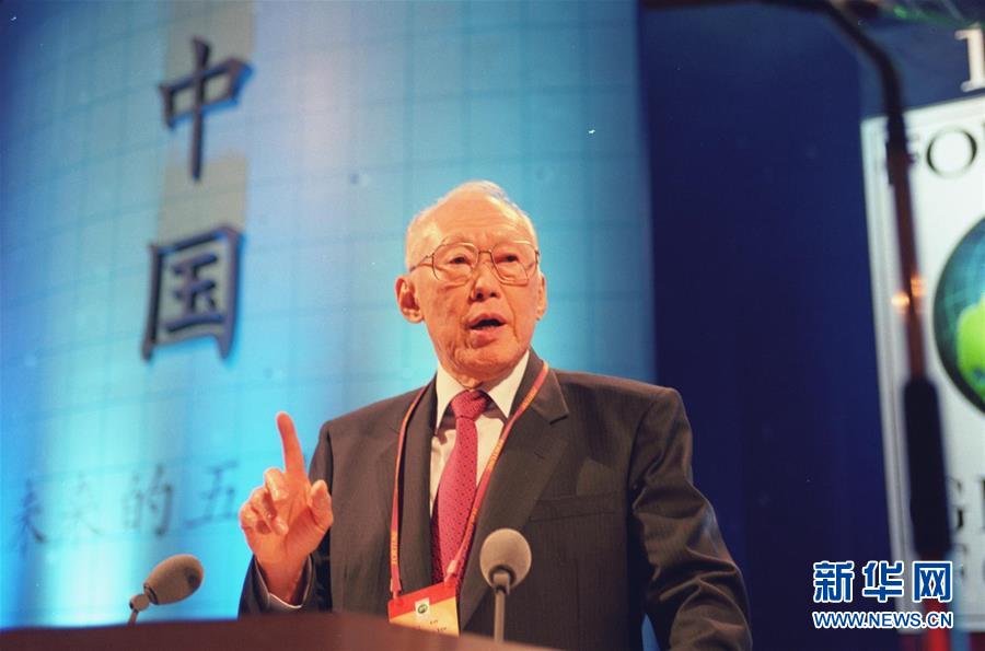 （圖文互動）（6）為發(fā)展和進(jìn)步，與中國攜手同行——中國改革友誼獎?wù)芦@得者群像 