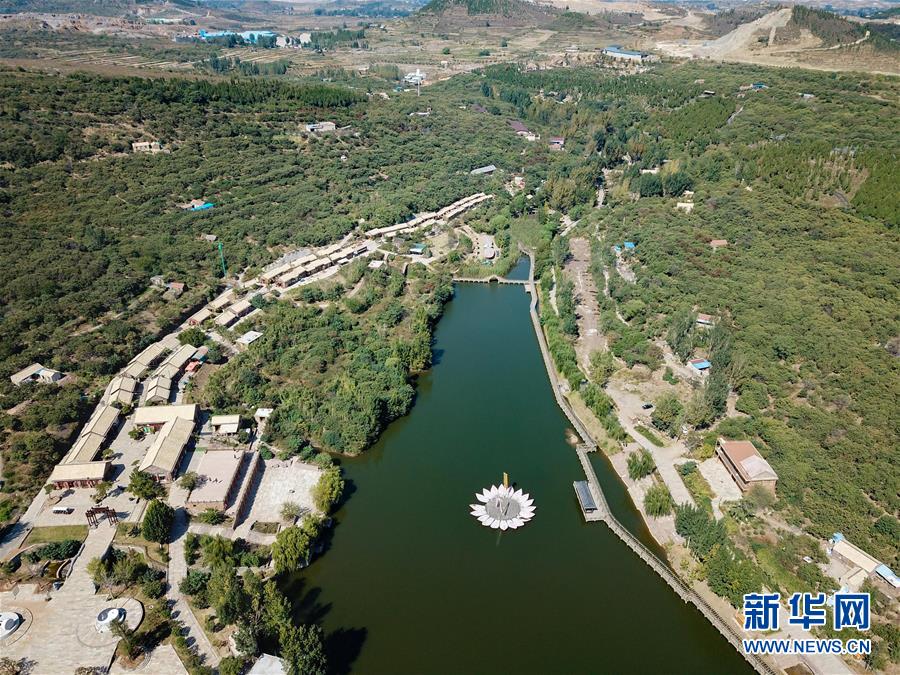 （新華全媒頭條·圖文互動）（10）領航！向著高質量發(fā)展堅定前行——以習近平同志為核心的黨中央引領中國經濟發(fā)展述評
