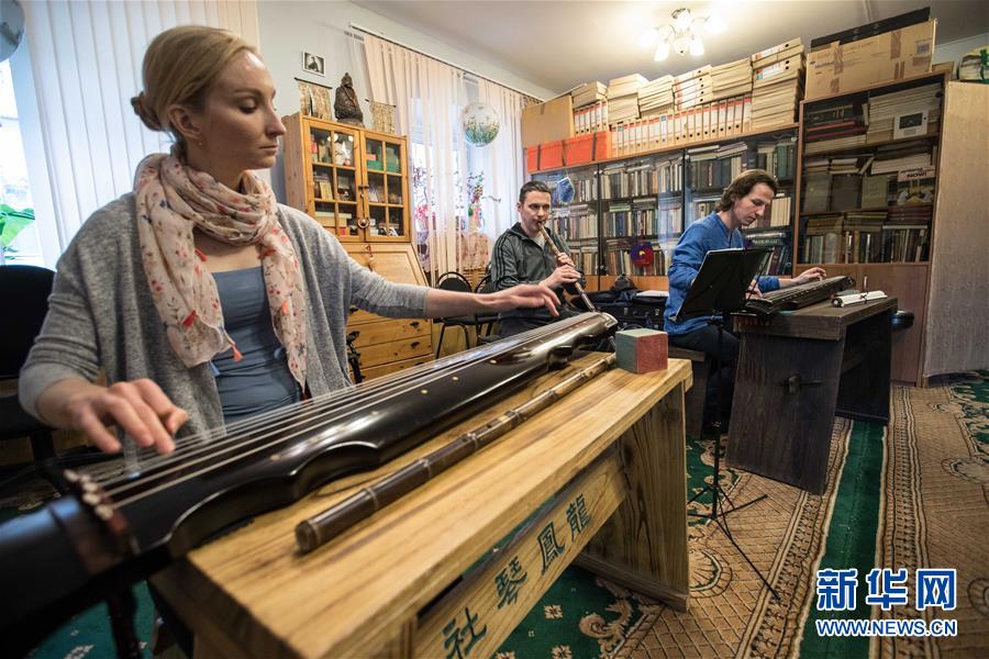 （奮進(jìn)新時代&middot;迎接兩會）（17）開放發(fā)展&mdash;&mdash;推動形成全面開放新格局