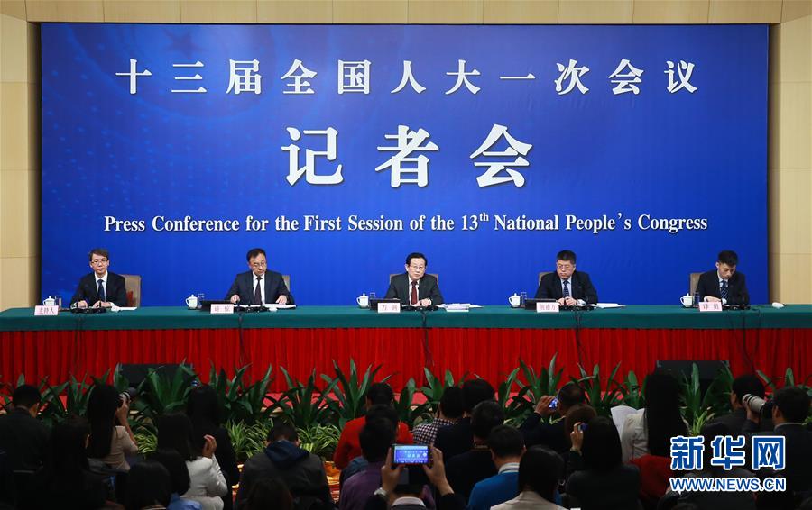 （兩會(huì)）（1）科技部部長(zhǎng)萬(wàn)鋼等就&ldquo;加快建設(shè)創(chuàng)新型國(guó)家&rdquo;答記者問