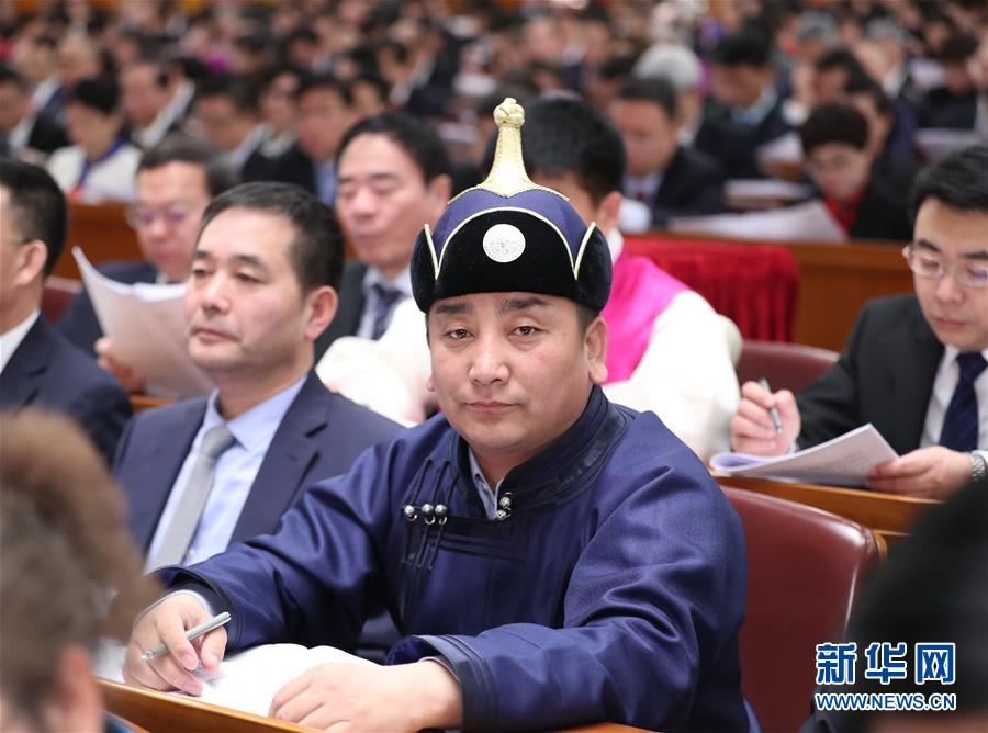 （兩會&middot;基層代表履職故事）（1）全國人大代表吳云波：共享新時(shí)代發(fā)展成果