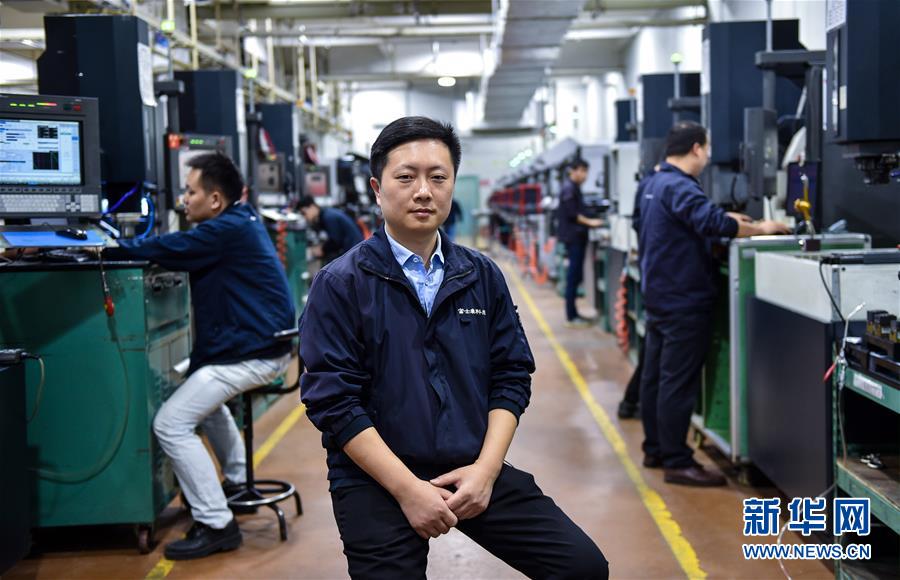 （兩會&middot;基層代表履職故事）（8）全國人大代表?xiàng)铒w飛：讓農(nóng)民工有更好的職業(yè)上升通道