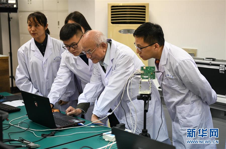 （今日關(guān)注&middot;科技獎(jiǎng)勵(lì)大會(huì)&middot;圖文互動(dòng)）（4）劉永坦：&ldquo;從0到1&rdquo;，他為祖國(guó)海疆雷達(dá)打造&ldquo;火眼金睛&rdquo;