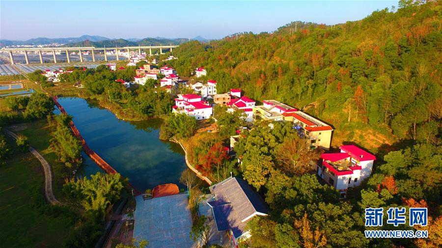 (兩會(huì)前夕看落實(shí)·圖文互動(dòng))(9)奮力脫貧攻堅(jiān) 生態(tài)追“清”逐“綠”——江西落實(shí)習(xí)近平總書(shū)記全國(guó)兩會(huì)重要講話精神紀(jì)實(shí)