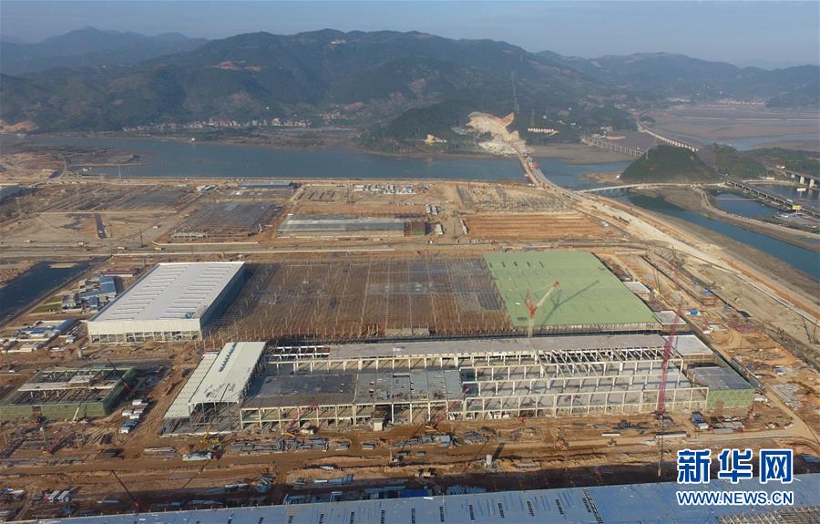 （新華全媒頭條&middot;迎接兩會(huì)特別報(bào)道&middot;圖文互動(dòng)）（9）奮進(jìn)，向著第一個(gè)百年奮斗目標(biāo)&mdash;&mdash;寫在2019年全國(guó)兩會(huì)召開之際