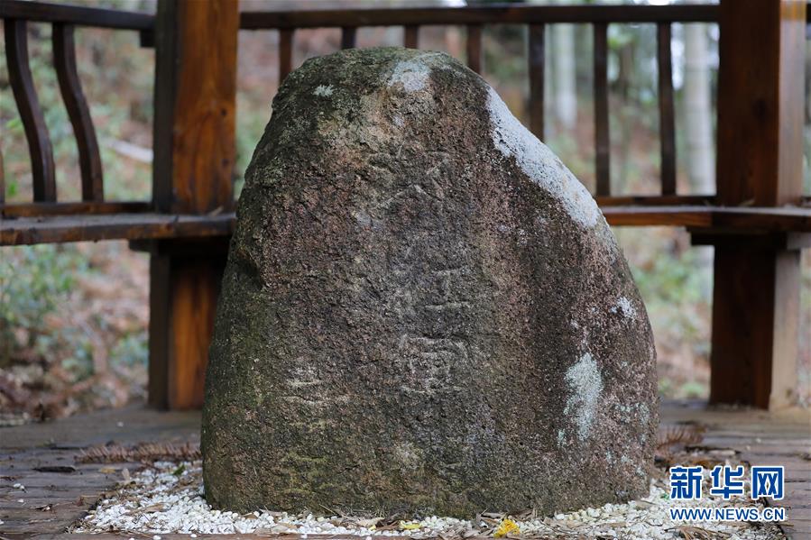 （圖文互動(dòng)）（6）永不遲到的祭奠&mdash;&mdash;追尋1343座無(wú)名紅軍墓背后的故事