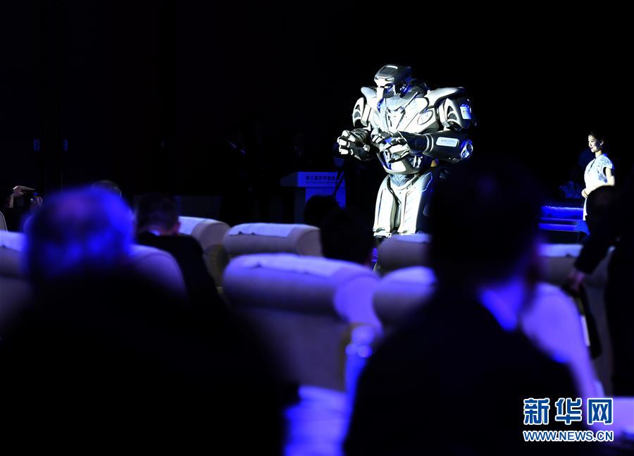 （新華全媒頭條·圖文互動）（1）擁抱智能新時代：世界智能大會釋放了哪些新信號？