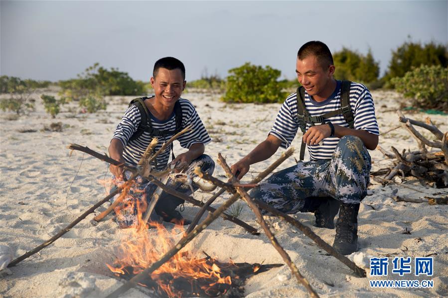 （壯麗70年&middot;奮斗新時(shí)代&middot;新華全媒頭條&middot;圖文互動(dòng)）（10）&ldquo;你在我的航程上，我在你的視線(xiàn)里&rdquo;&mdash;&mdash;走進(jìn)海軍西沙中建島官兵的五彩世界