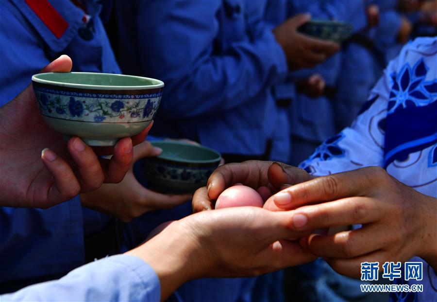 （新華全媒頭條·不忘初心、牢記使命——記者再走長征路·圖文互動）（4）風展紅旗如畫——來自長征出發(fā)地長汀、寧化的紅色信仰報告 