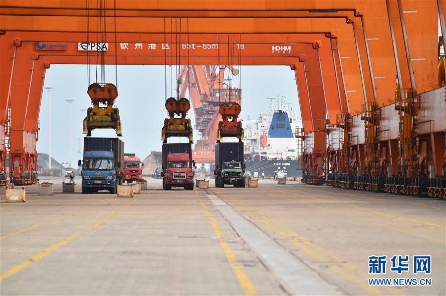 （壯麗70年&middot;奮斗新時代&mdash;&mdash;共和國發(fā)展成就巡禮&middot;圖文互動）（4）壯美廣西70年：走活開放新棋局 勠力共圓復(fù)興夢