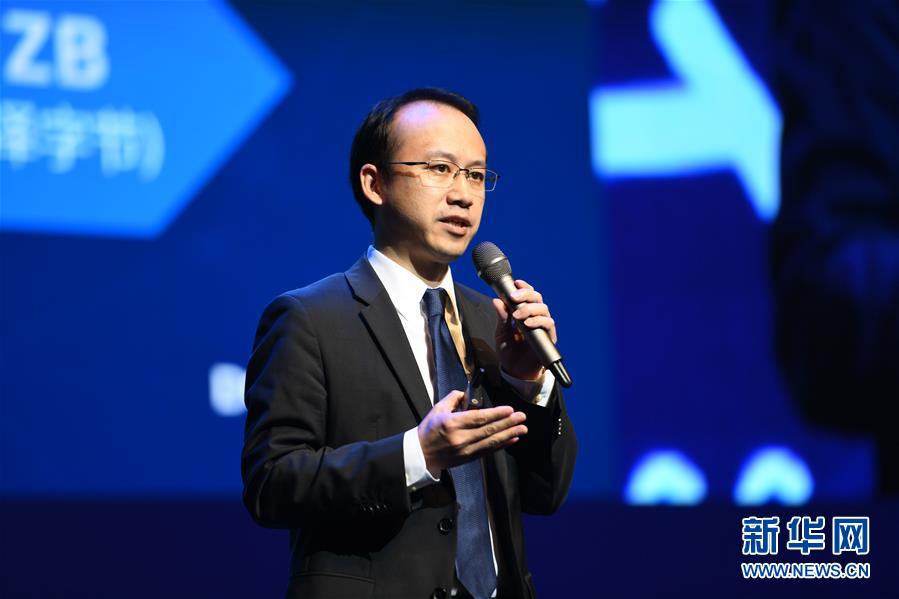 （新華全媒頭條&middot;圖文互動(dòng)）（6）心算、珠算到超算 計(jì)算&ldquo;極限&rdquo;該如何突破？&mdash;&mdash;世界計(jì)算機(jī)大會(huì)新觀(guān)察