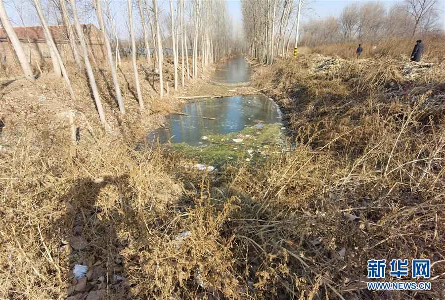 （新華調(diào)查&middot;國(guó)務(wù)院農(nóng)村人居環(huán)境大檢查&middot;圖文互動(dòng)）（1）農(nóng)村生活污水何處去？&mdash;&mdash;農(nóng)村污水治理&ldquo;梗阻&rdquo;現(xiàn)象調(diào)查