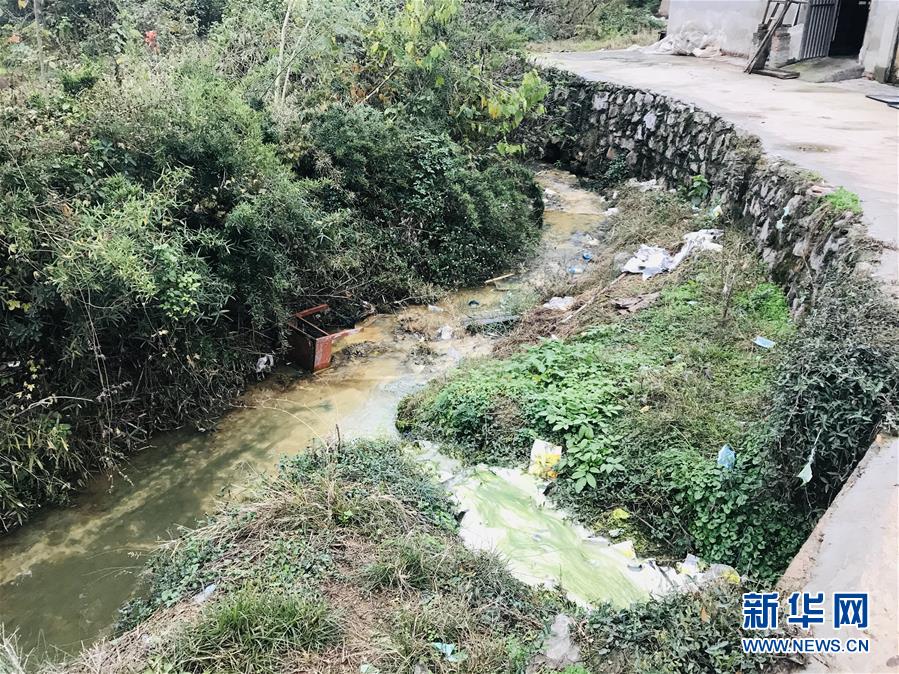 （新華調(diào)查&middot;國(guó)務(wù)院農(nóng)村人居環(huán)境大檢查&middot;圖文互動(dòng)）（3）農(nóng)村生活污水何處去？&mdash;&mdash;農(nóng)村污水治理&ldquo;梗阻&rdquo;現(xiàn)象調(diào)查