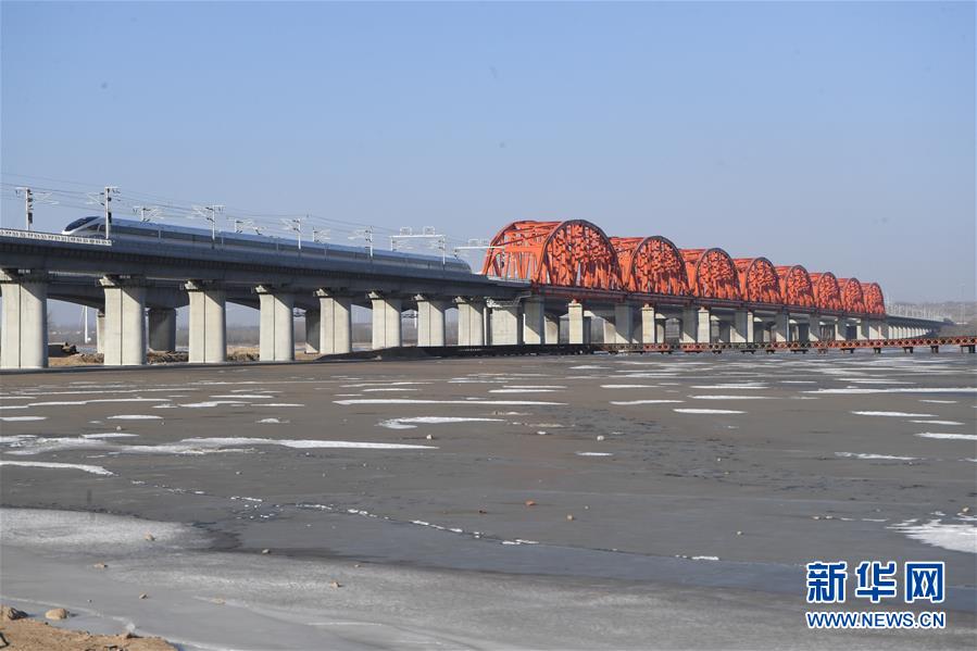 （新華全媒頭條&middot;圖文互動）（10）百年跨越，逐夢京張&mdash;&mdash;寫在京張高鐵開通暨中國高鐵突破3.5萬公里之際