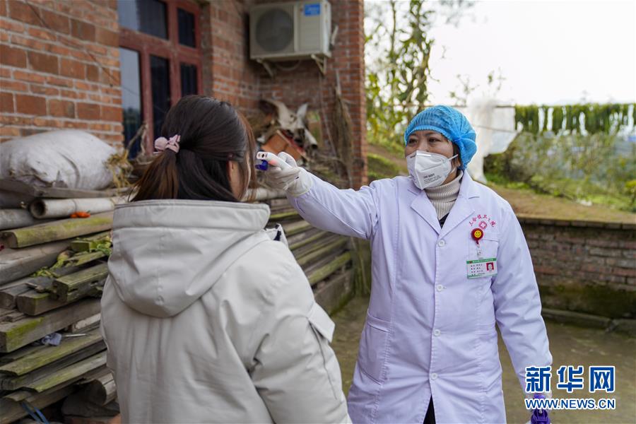 （聚焦疫情防控&middot;圖文互動(dòng)）（7）一對抗疫夫妻的&ldquo;一線連軸轉(zhuǎn)&rdquo;