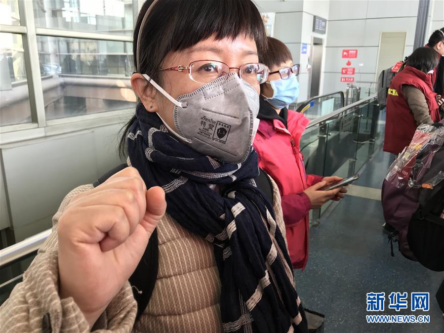 （熱點鮮報·圖文互動）（2）三代人的約定：父母送我援湖北，我給孩子樹榜樣