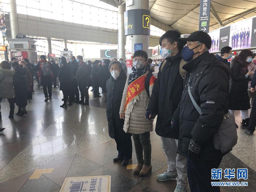 （熱點鮮報·圖文互動）（4）三代人的約定：父母送我援湖北，我給孩子樹榜樣