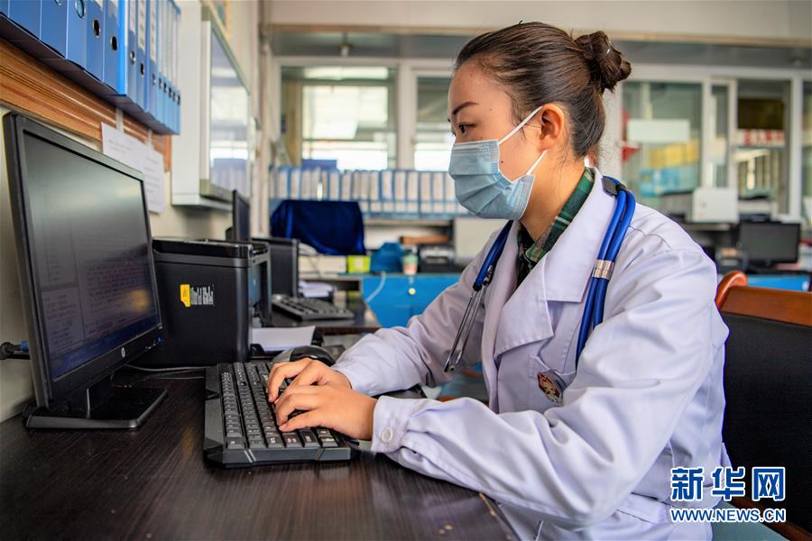 （新華全媒頭條&middot;圖文互動）（10）血脈同心 共盼春來&mdash;&mdash;疫情阻擊戰(zhàn)中的雪域故事