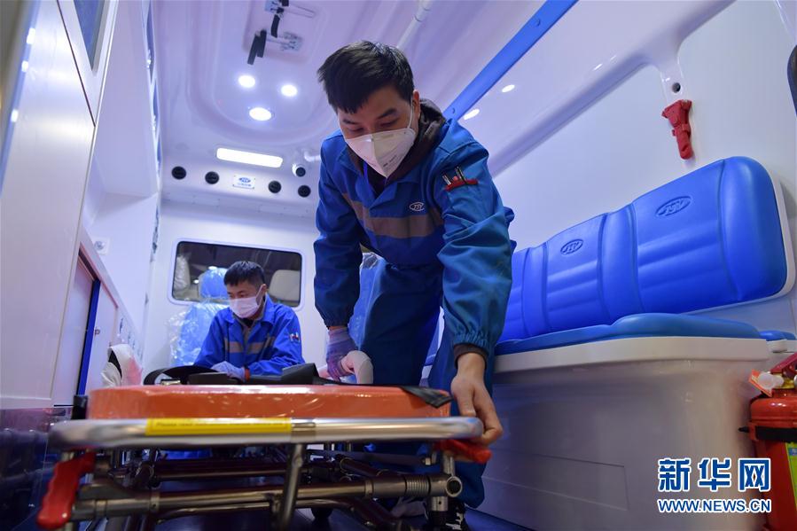 （在習(xí)近平新時(shí)代中國(guó)特色社會(huì)主義思想指引下&mdash;&mdash;新時(shí)代新作為新篇章&middot;習(xí)近平總書(shū)記關(guān)切事&middot;圖文互動(dòng)）（8）不放松！&mdash;&mdash;各地努力抓緊抓實(shí)抓細(xì)疫情防控