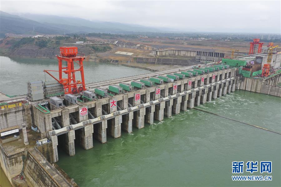 （抓好經(jīng)濟(jì)發(fā)展 應(yīng)對復(fù)雜局面&middot;圖文互動）（3）&ldquo;一企一策&rdquo;解難題 大項(xiàng)目按下&ldquo;加速器&rdquo;&mdash;&mdash;廣西精準(zhǔn)有序推動項(xiàng)目開工復(fù)工