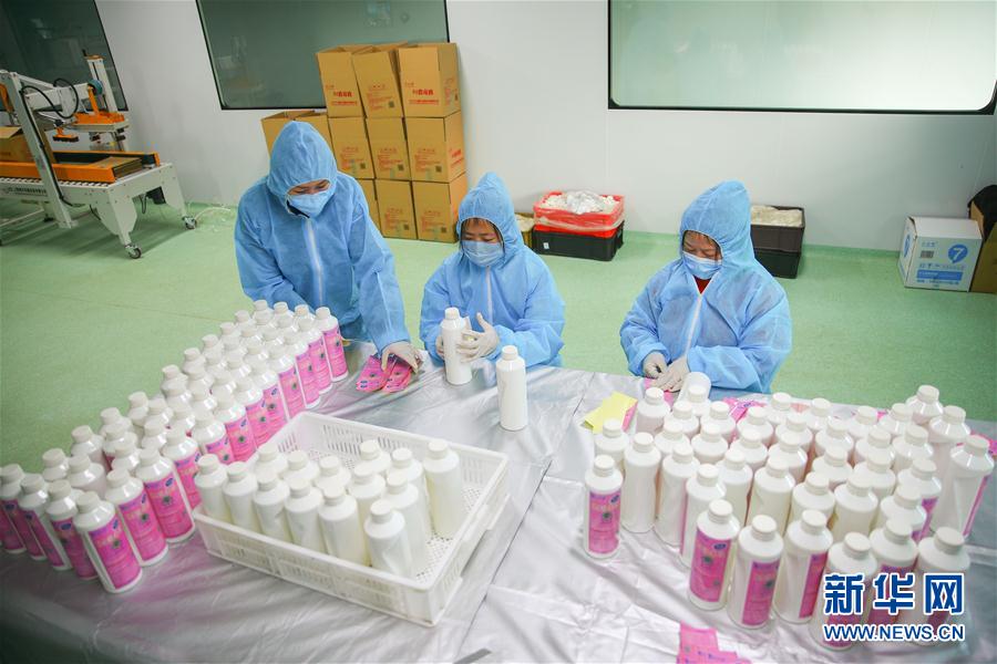 （新華全媒頭條&middot;圖文互動(dòng)）（11）分秒必爭，打好醫(yī)療物資保障戰(zhàn)！&mdash;&mdash;全國全力保障醫(yī)療物資供應(yīng)