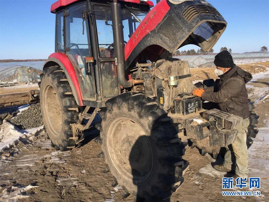 （在習近平新時代中國特色社會主義思想指引下&mdash;&mdash;新時代新作為新篇章&middot;習近平總書記關切事&middot;圖文互動）（7）為農田注入硬核生產力&mdash;&mdash;一些地方春耕中農業(yè)科技創(chuàng)新掃描