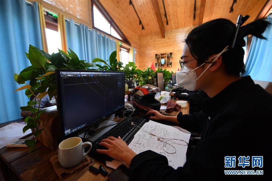 （聚焦復(fù)工復(fù)產(chǎn)&middot;圖文互動(dòng)）（3）記者手記：戰(zhàn)&ldquo;疫&rdquo;中增長(zhǎng)，這些企業(yè)做對(duì)了什么？