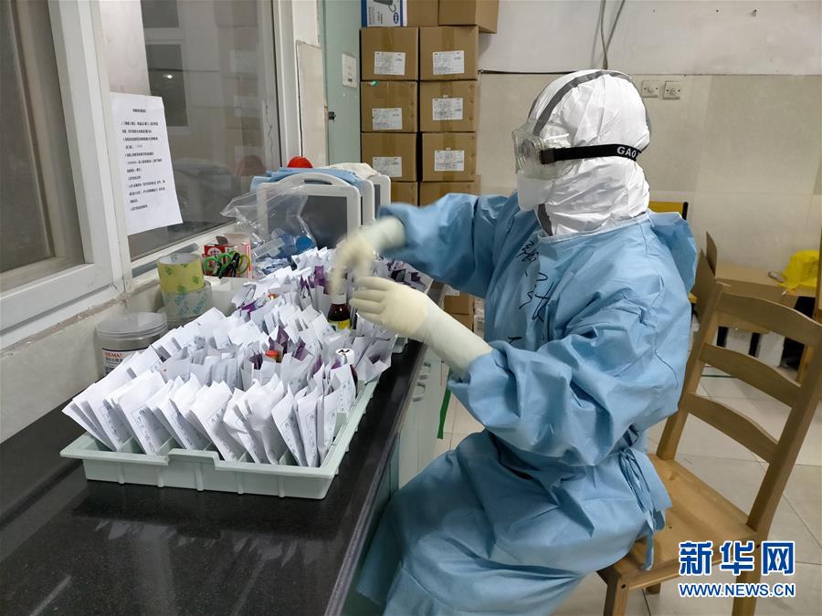 （圖文互動）（4）長大，只是一瞬間的事&mdash;&mdash;天津&ldquo;90后&rdquo;護士的武漢戰(zhàn)&ldquo;疫&rdquo;記憶