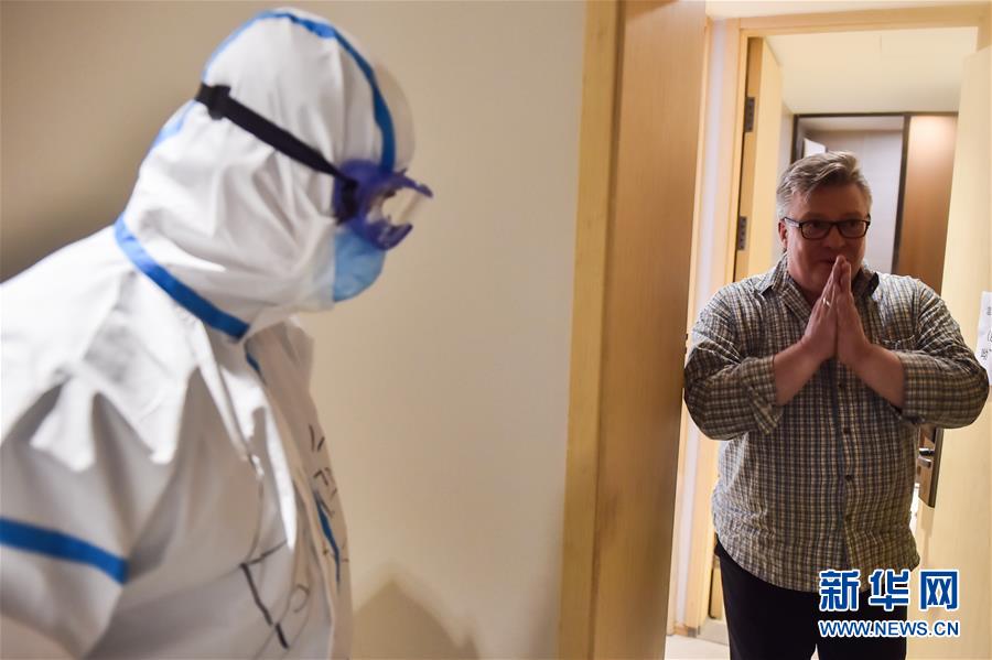 （聚焦疫情防控&middot;圖文互動(dòng)）（1）&ldquo;感謝你們，讓我感到很踏實(shí)！&rdquo;&mdash;&mdash;北京入境人員轉(zhuǎn)運(yùn)及隔離點(diǎn)見(jiàn)聞