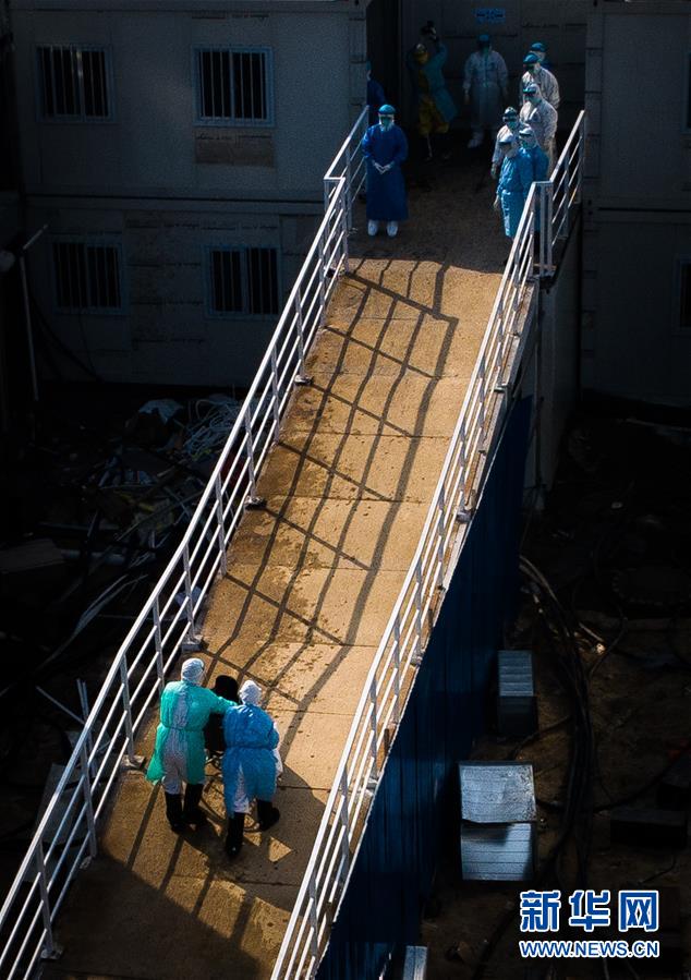 （新華全媒頭條&middot;圖文互動(dòng)）（12）從磨難中奮起&mdash;&mdash;武漢戰(zhàn)&ldquo;疫&rdquo;凝聚中華民族磅礴力量