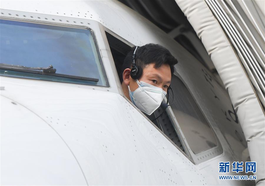 （新華全媒頭條&middot;圖文互動）（11）武漢重啟，不負(fù)春天&mdash;&mdash;寫在武漢&ldquo;解封&rdquo;之際