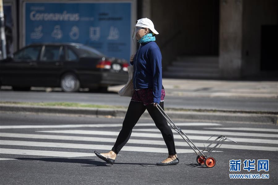 （國(guó)際疫情&middot;圖文互動(dòng)）（4）阿根廷防疫措施嚴(yán)格 民眾支持聲中有擔(dān)憂(yōu)