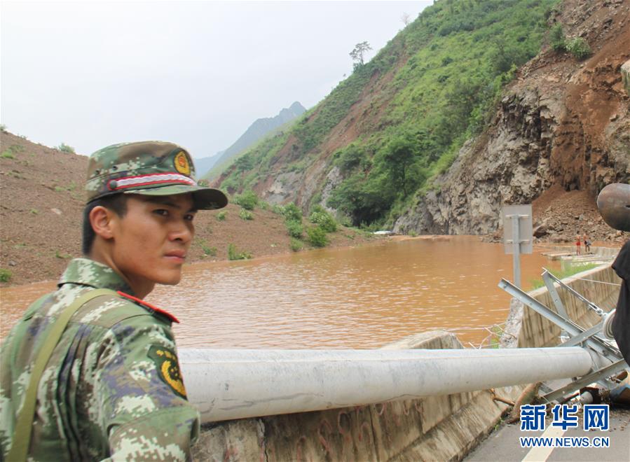 （為了民族復(fù)興&middot;英雄烈士譜&middot;圖文互動(dòng)）謝樵：為救援泅渡堰塞湖，犧牲時(shí)只有24歲