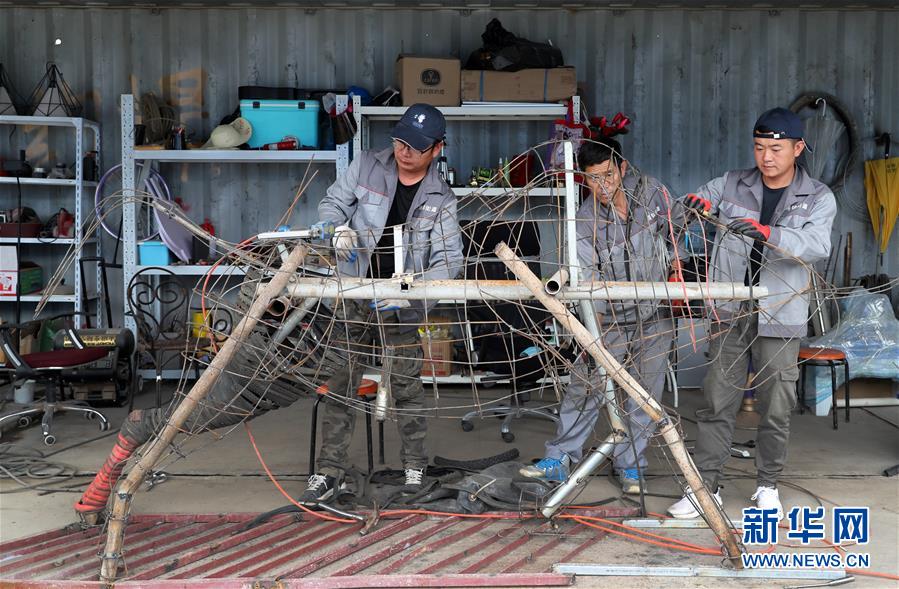 （新華全媒頭條&middot;圖文互動）（5）演繹新時(shí)尚 答好治理卷&mdash;&mdash;上海實(shí)施垃圾分類效果追蹤
