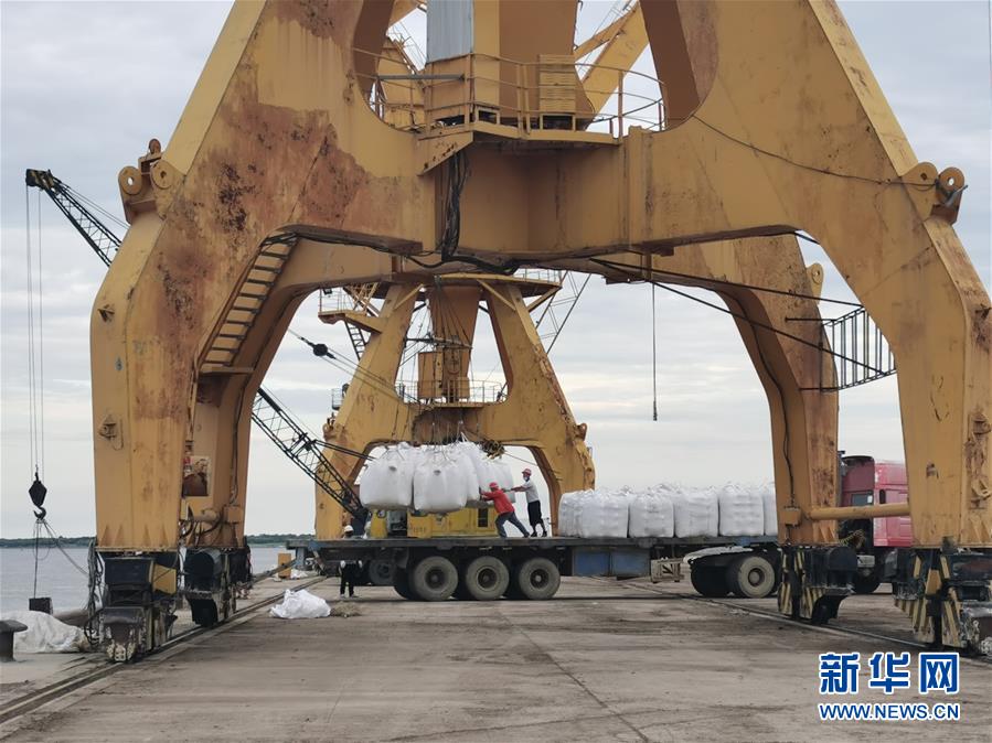 （圖文互動(dòng)）（2）防疫不松 貿(mào)易暢通&mdash;&mdash;中國(guó)&ldquo;東極&rdquo;撫遠(yuǎn)海關(guān)一線見(jiàn)聞