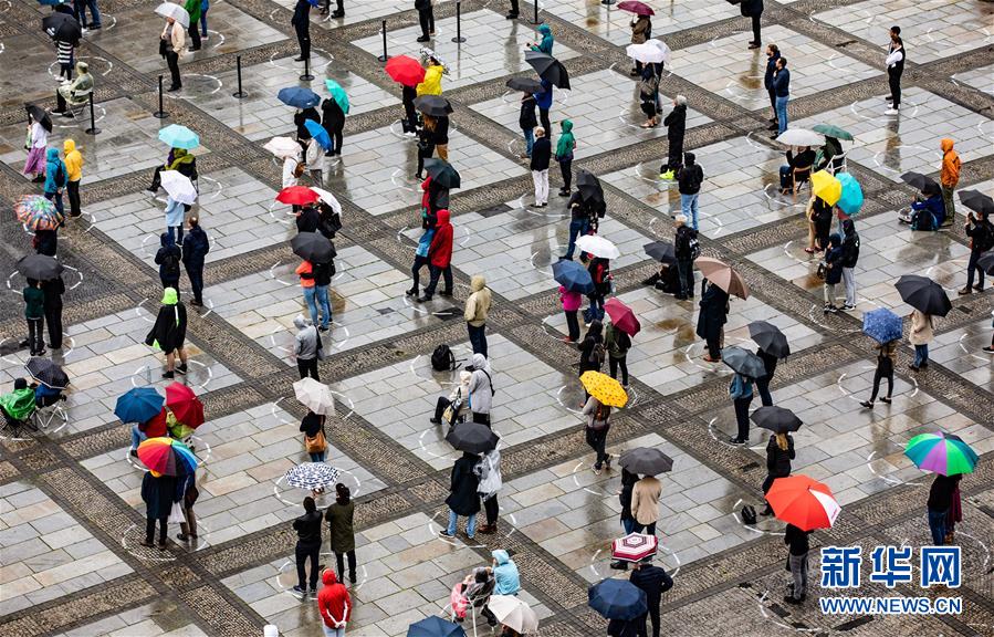 （國際&middot;圖文互動）（22）特稿：穿越寒暑 無問西東&mdash;&mdash;寫在新冠疫情構(gòu)成&ldquo;國際關(guān)注的突發(fā)公共衛(wèi)生事件&rdquo;半年之際