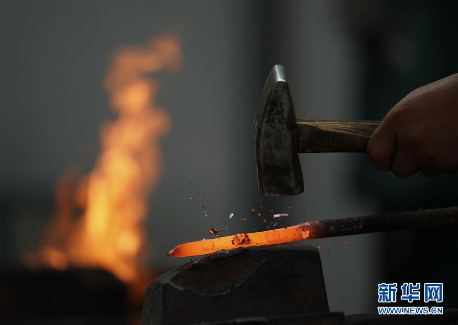 （走向我們的小康生活·決戰(zhàn)決勝脫貧攻堅(jiān)·圖文互動(dòng)）（2）甘青交界處的跨越——保安族、撒拉族的脫貧故事